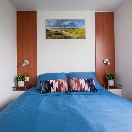 Tzummarum Knus En Modern Ingericht Chalet Met Gratis Wifi 빌라 외부 사진