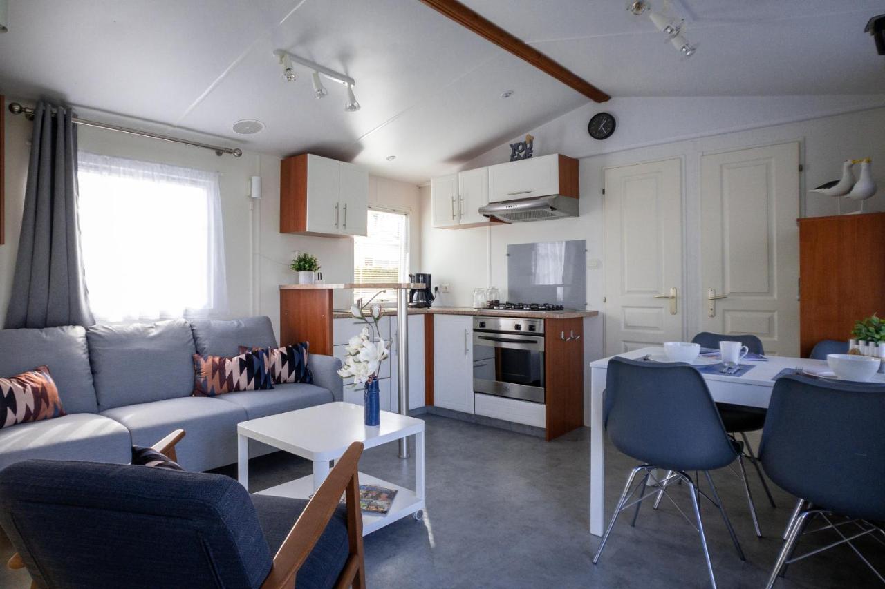Tzummarum Knus En Modern Ingericht Chalet Met Gratis Wifi 빌라 외부 사진